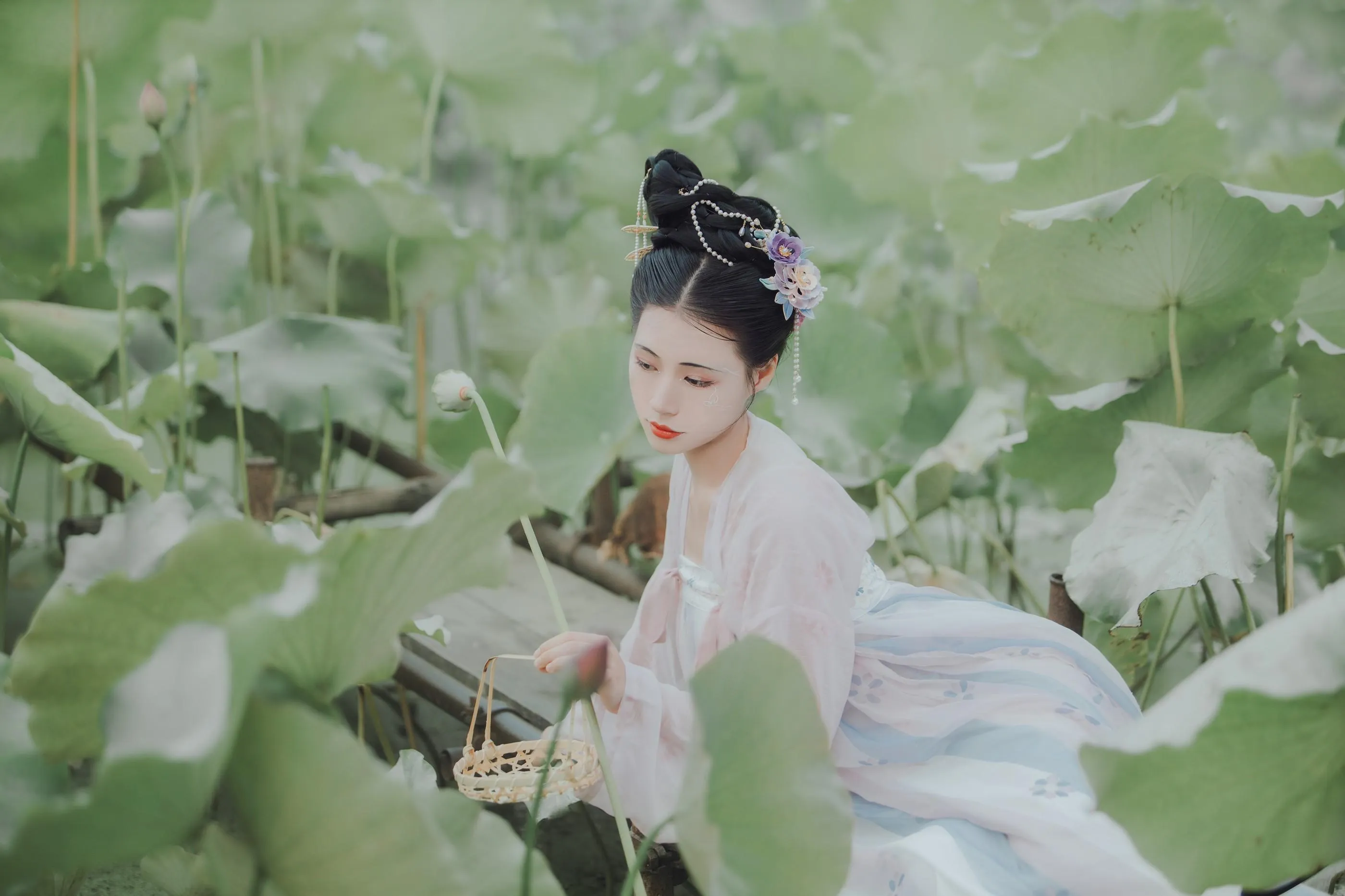 [YITUYU艺图语]2022.09.25 如梦令 努力搬砖的双翮 [22P]插图1